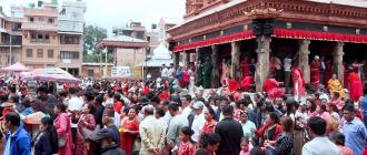१० वर्षपछि बुङ्गमति कुमारी माजुलाई बस्त्र, आभूषण तथा गरगहना चढाइयो 