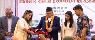 हिकारु गौतम फाउडेशन द्वारा गोताखोरका लागि आवश्यक सामग्री हस्तान्तरण