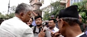 पत्रकारमाथि दुर्व्यवहार गरेकोमा तत्काल क्षमा याचना गर्न माग