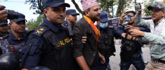 माइतीघरमा प्रदर्शन गर्न पुगेका निकोलस भुसालसहितका केही युवा पक्राउ