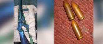 जेनजी आन्दोलनमा केन्द्रीय कारागारबाट भागेका कैदीसँग भेटियो प्रहरीबाट लुटिएको हतियार