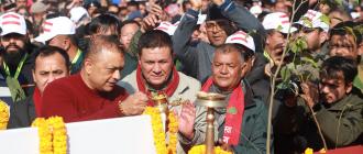 गगन र विश्वप्रकाशले गरे विशेष महाधिवेशन उद्घाटन गगन र विश्वप्रकाशले गरे विशेष महाधिवेशन उद्घाटन