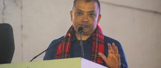 विशेष महाधिवेशनमा गगन थापाले पेस गरे प्रतिवेदन