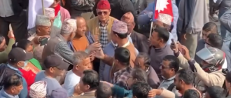 एमाले समर्थक र रास्वपा समर्थकबीच दमकमा झडप