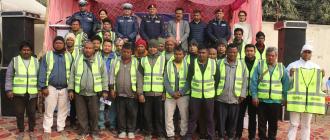 सिटी सफारी लक्षित “सुरक्षित चालक” पोशाक वितरण