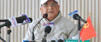 पार्टीमाथि भएका प्रहारहरूको सशक्त प्रतिवाद गर्न नवनिर्वाचित सांसदहरुलाई ओलीको आग्रह