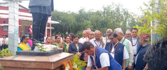 विश्वविद्यालयमा आदर्श नेता मनमोहन अधिकारीको सम्झना