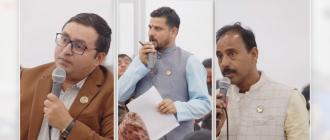 ‘सिंहदरबारमा झुक्किएर बत्ती जान्छ, मोरङमा झुक्किएर मात्र आउँछ’