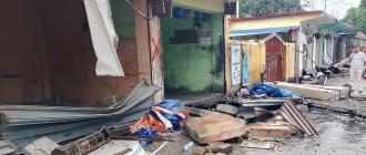 मन्त्रीको निर्देशनपछि कोशी अस्पतालको अतिक्रमित क्षेत्रमा चल्यो डोजर मन्त्रीको निर्देशनपछि कोशी अस्पतालको अतिक्रमित क्षेत्रमा चल्यो डोजर