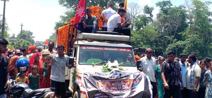 रविन्द्र मेहताको अन्तिम शव यात्रा, शोकमा डुब्यो कप्तानगञ्ज रविन्द्र मेहताको अन्तिम शव यात्रा, शोकमा डुब्यो कप्तानगञ्ज