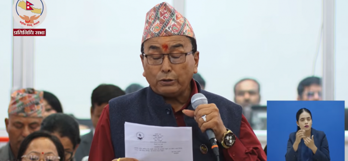 सांसद स्वाँरको कटाक्ष : प्रधानमन्त्री कुम्भकर्णको निद्रामा हुनुहुन्छ, भेट्नै सकिदैन सांसद स्वाँरको कटाक्ष : प्रधानमन्त्री कुम्भकर्णको निद्रामा हुनुहुन्छ, भेट्नै सकिदैन