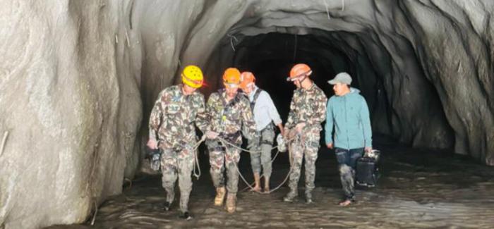 रसुवागढीको सुरुङभित्र कोही भेटिएनन्, अन्तिम भागमा पुगेर फर्कियो सेनाको उद्धार टोली 