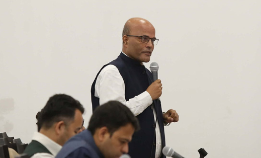 सांसद सिंहले भने– राजीनामा होइन, उद्योगमन्त्रीलाई बर्खास्त गरियो सांसद सिंहले भने– राजीनामा होइन, उद्योगमन्त्रीलाई बर्खास्त गरियो