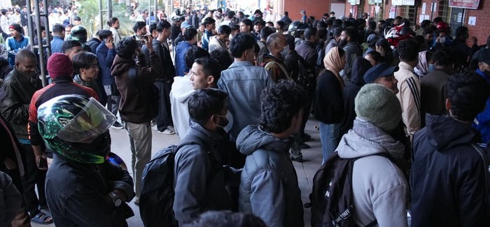 आजदेखि दसैंको अग्रिम टिकट बुकिङ खुला, नयाँ बसपार्कमा घुइँचो