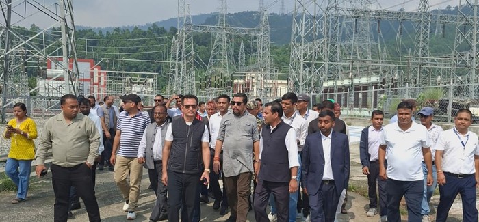 हेटौँडा-ढल्केबर ४०० केभी सवस्टेशनको ऊर्जामन्त्री विराज भक्त श्रेष्ठद्धारा निरीक्षण